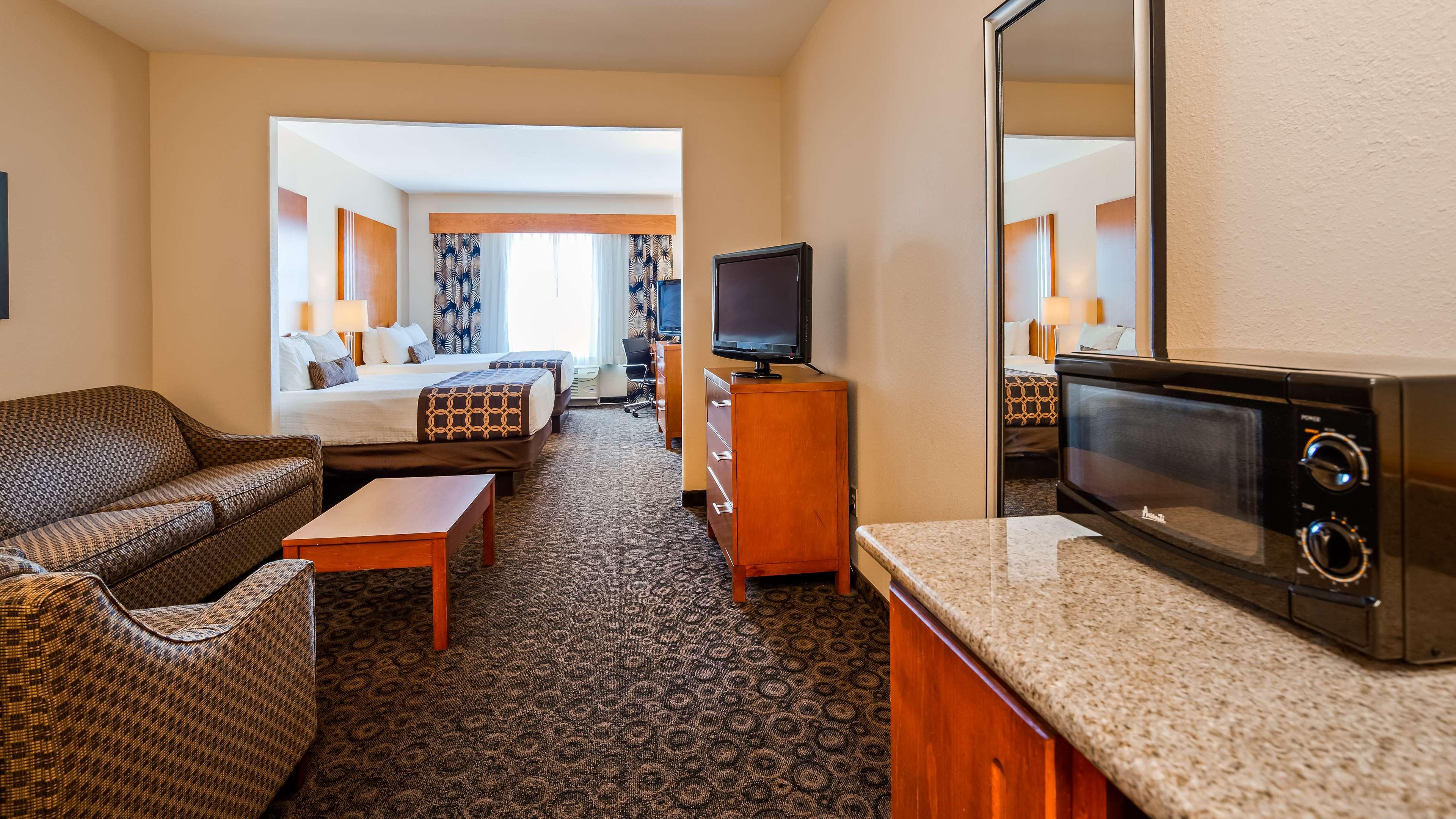 Best Western Plus Rose City Conference Inn Τόμασβιλ Εξωτερικό φωτογραφία