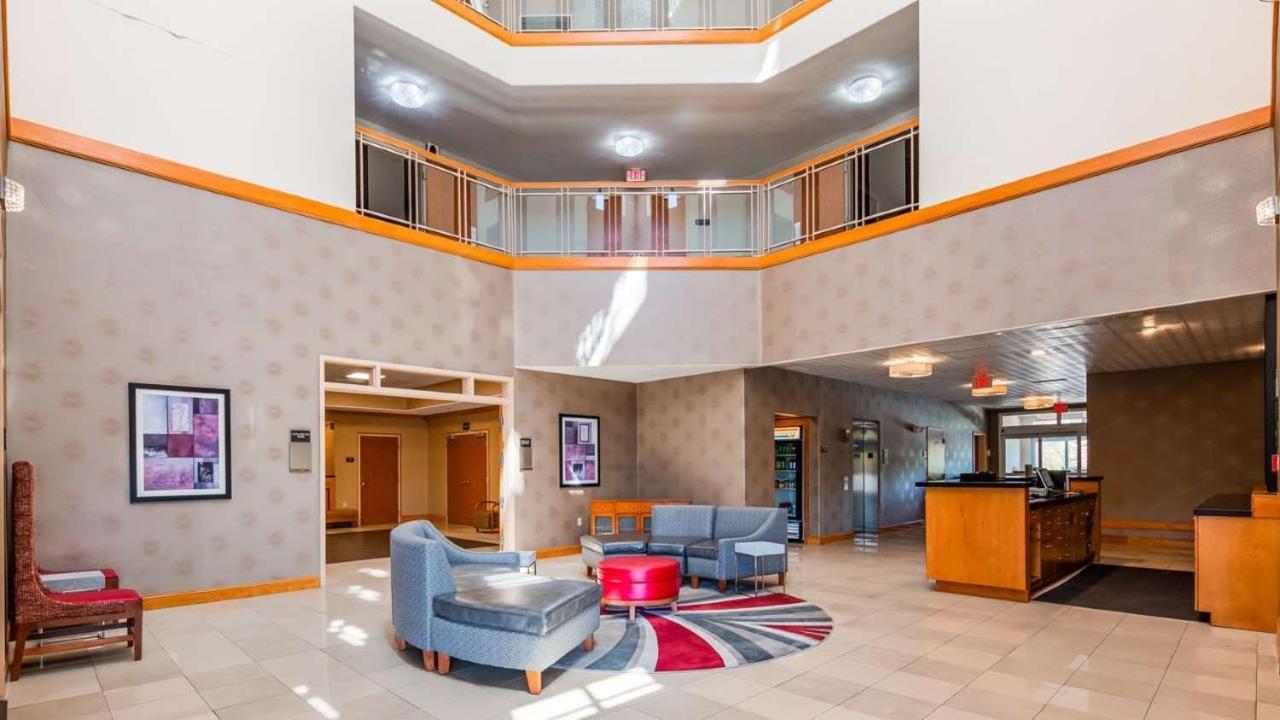 Best Western Plus Rose City Conference Inn Τόμασβιλ Εξωτερικό φωτογραφία