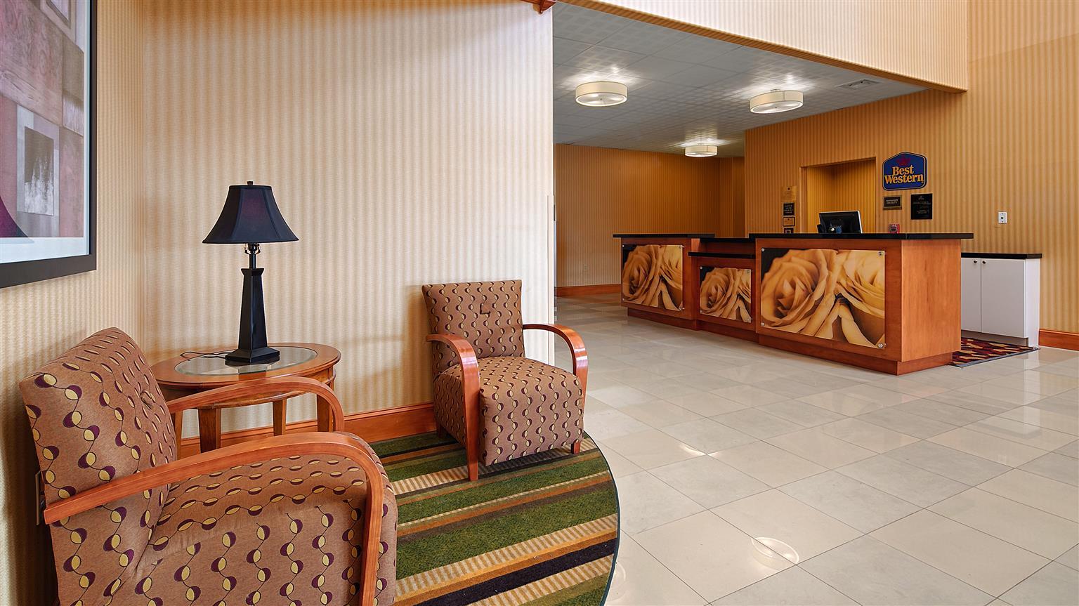 Best Western Plus Rose City Conference Inn Τόμασβιλ Εξωτερικό φωτογραφία